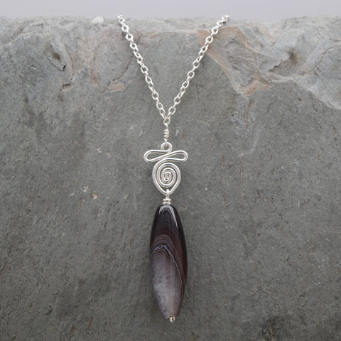 Kindi Coffee Banded Agate Necklace